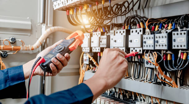 Best Circuit Breaker Repair  in Bloomington, TX